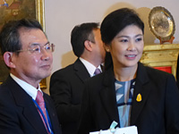 Thai Prime Minister Yingluck and Kankeiren Chairman Mori