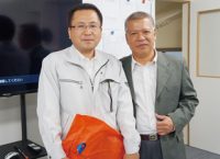 Company president, Takada (left) and Van of the administrative office of the Dong Nai Province industrial complex (right)