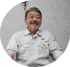 【Voice of Professional】 Connecting to various people and laughing together—that is what work is supposed to be like Vol. 2
