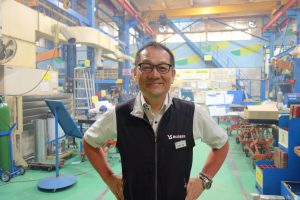帰国研修員にビデオレター(株式会社山田製作所 山田 茂氏)
