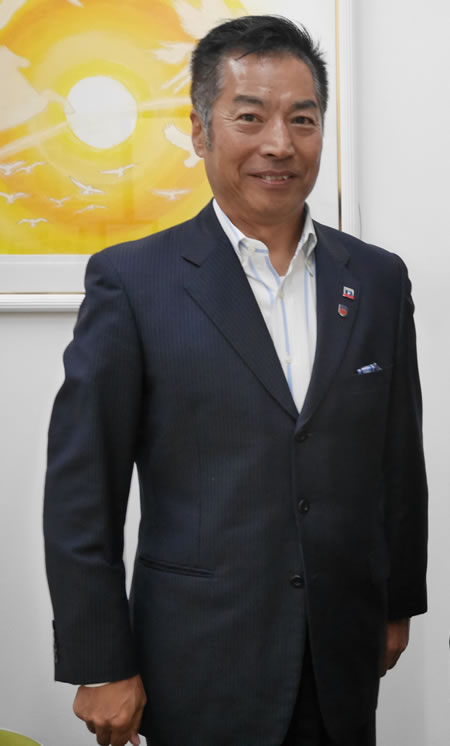 帰国研修員にビデオレター（株式会社ベル　代表取締役　奥 斗志雄氏）