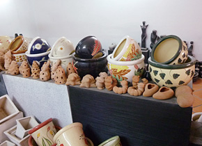 プランターなどの手工芸品