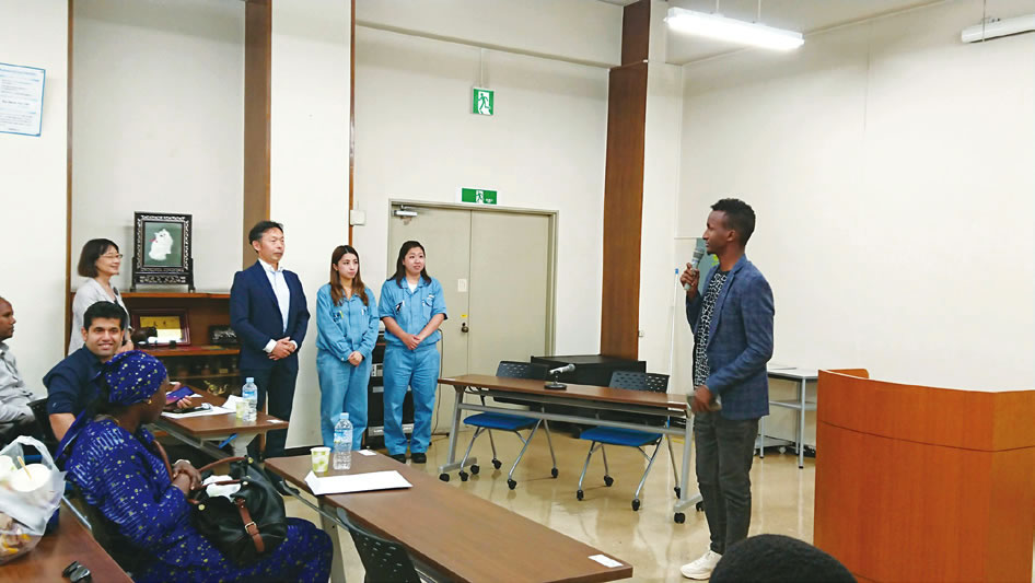 ソマリアのディリエさんから見学に対してお礼のスピーチ