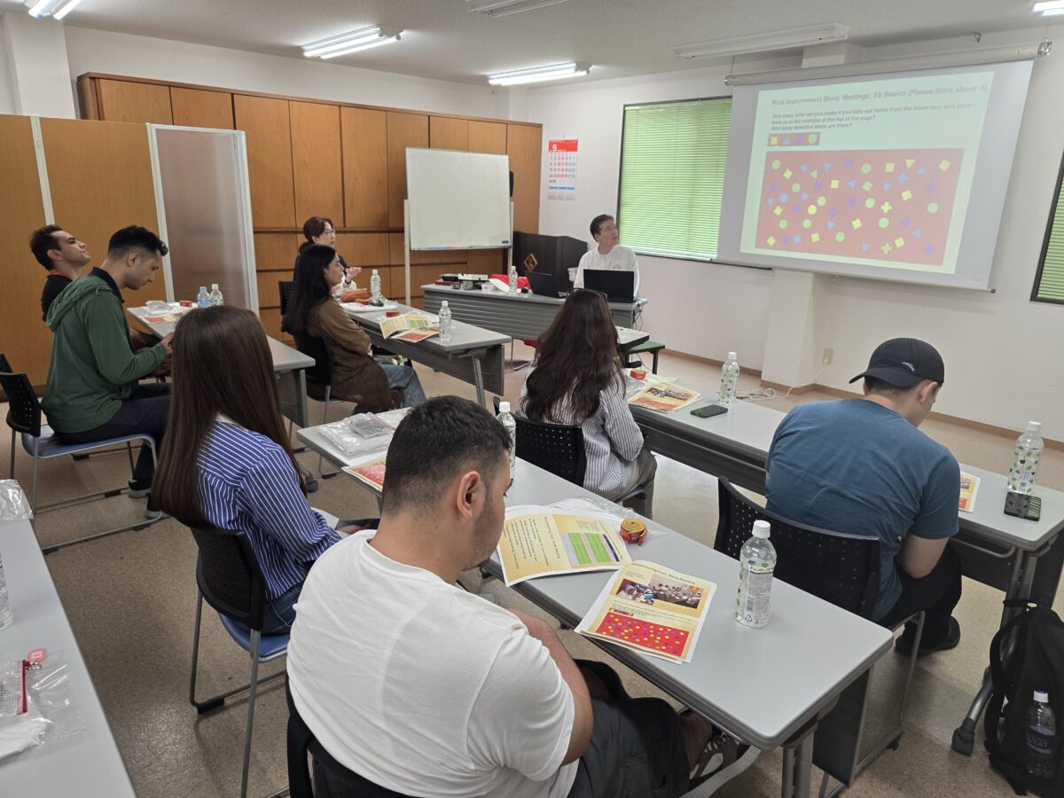 講義・5S体験ゲームの様子