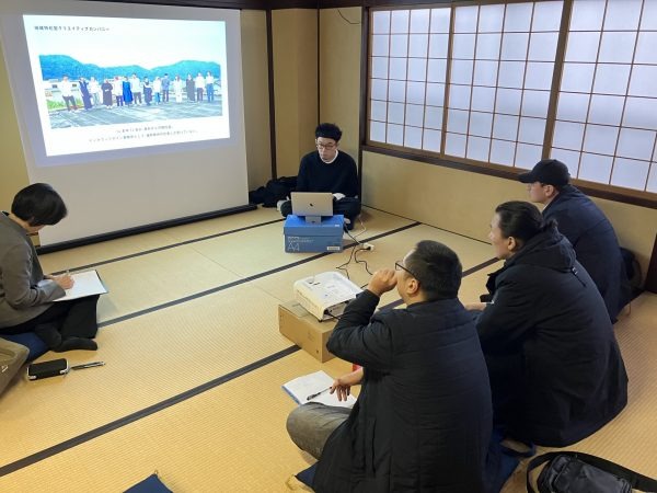 訪問先（一般社団法人SOE）での講義の様子